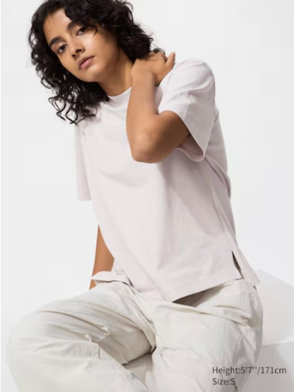 Uniqlo Soft Pale Pink Relaxed Crewneck Tee - Small - AIRism Cotton T-Shirt